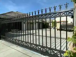 حفاظ آهنی در شهرآرا