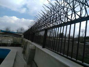 حفاظ آهنی در شهرک آپادانا