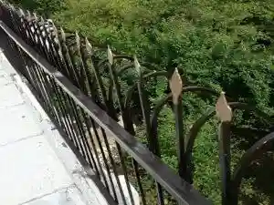 حفاظ آهنی ساختمان در صادقیه