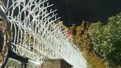 حفاظ بالای درب و دیوار