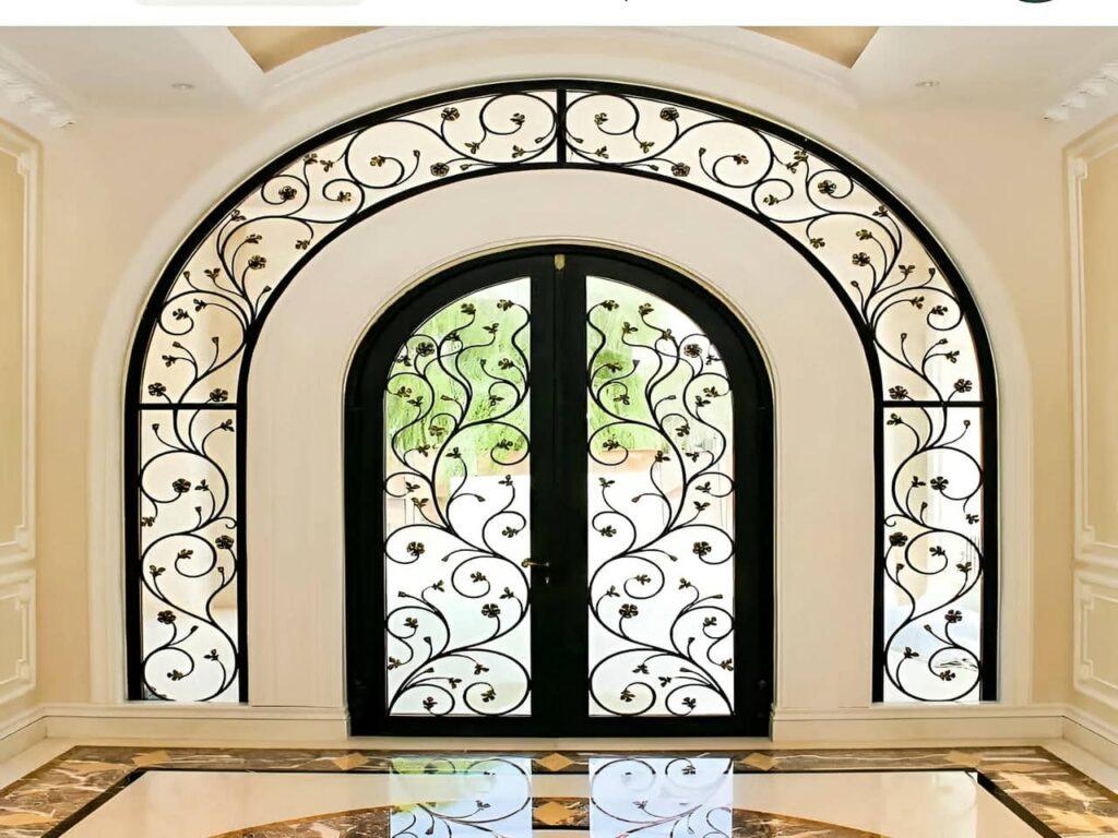درب ورودی خانه ویلایی