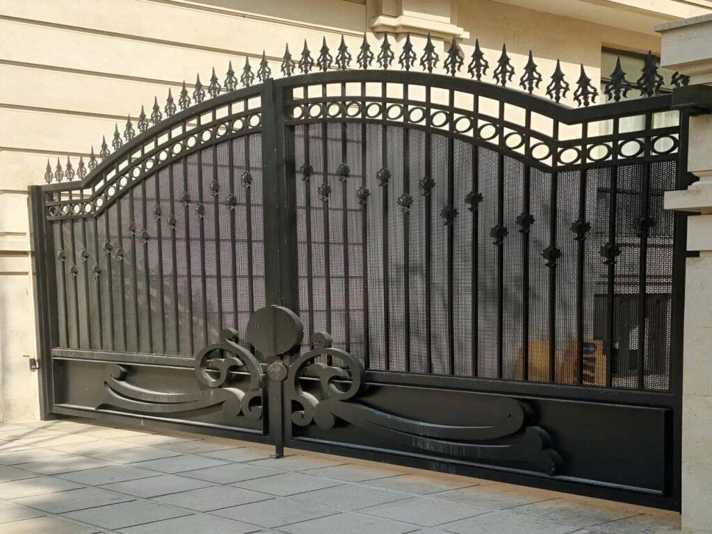 درب حیاط ساده و زیبا