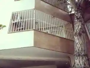 قانون نصب حفاظ پنجره و بالکن