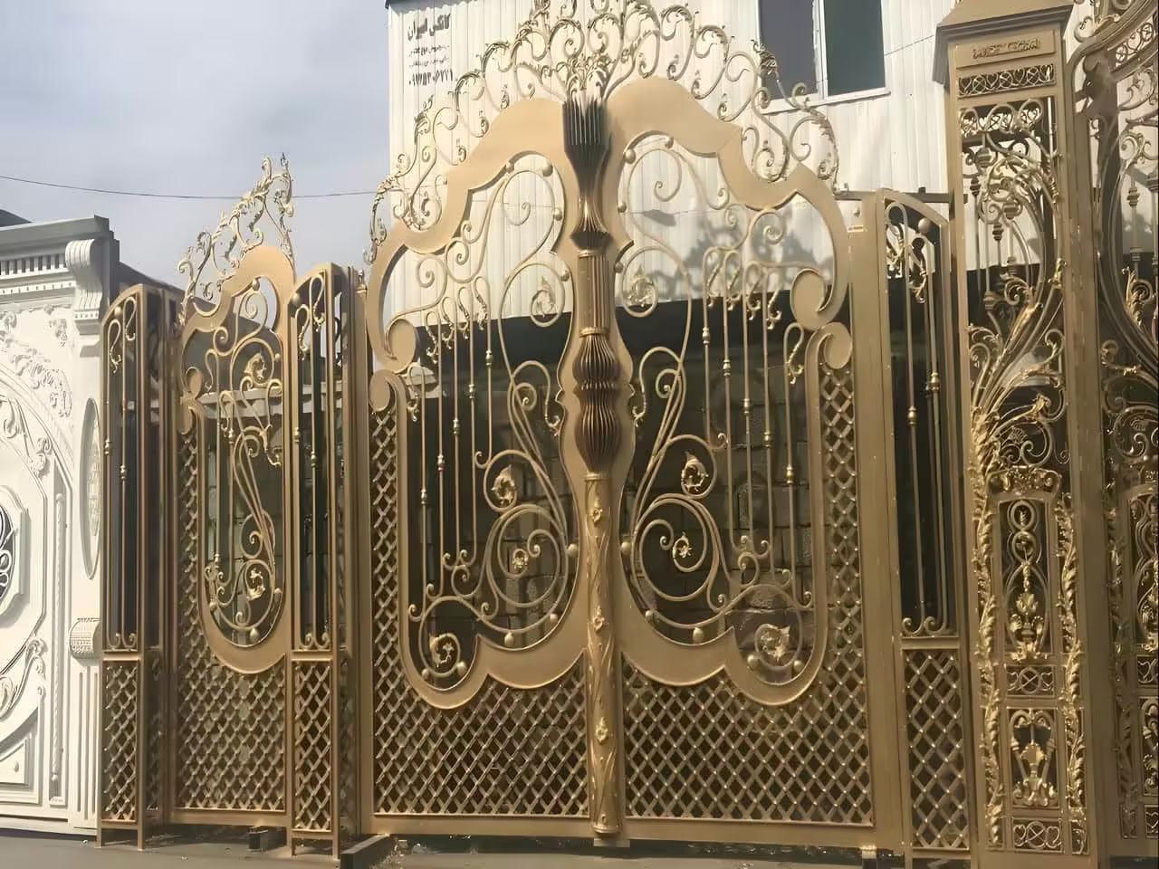 مزایای درب فرفورژه آهنی مزایای درب فرفورژه آهنی