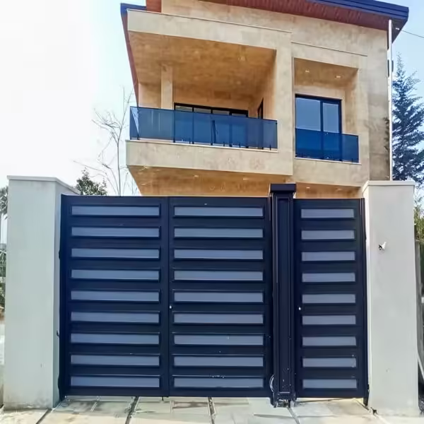نمونه نصب درب مدرن راسا در ساختمان اداری