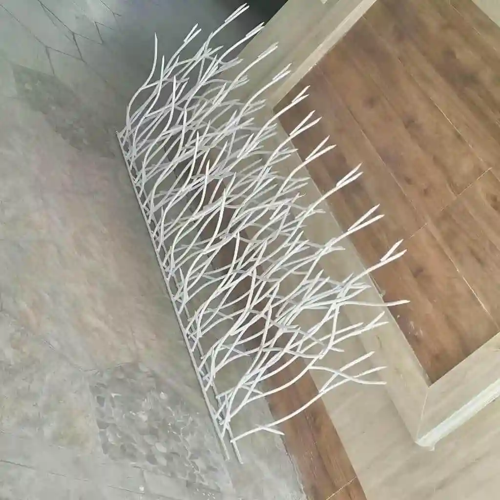 حفاظ شاخ گوزنی مقاوم برای دیوار ویلا