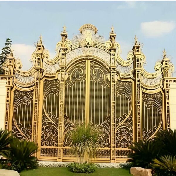 درب فرفورژه ابعاد سفارشی با نصب تخصصی