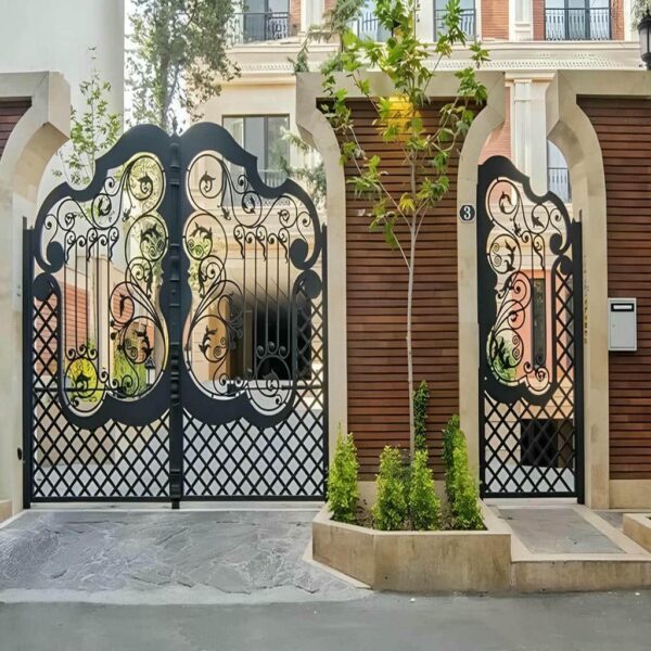 مدل جدید درب فلزی ساده برای ورودی ساختمان شیک