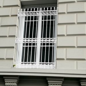 عکس نزدیک از رنگ‌آمیزی حفاظ نیل