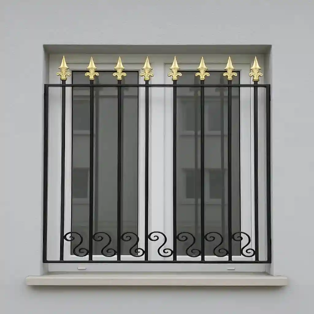 نمای نزدیک حفاظ پنجره مدل نیزه مارپیچ طلایی