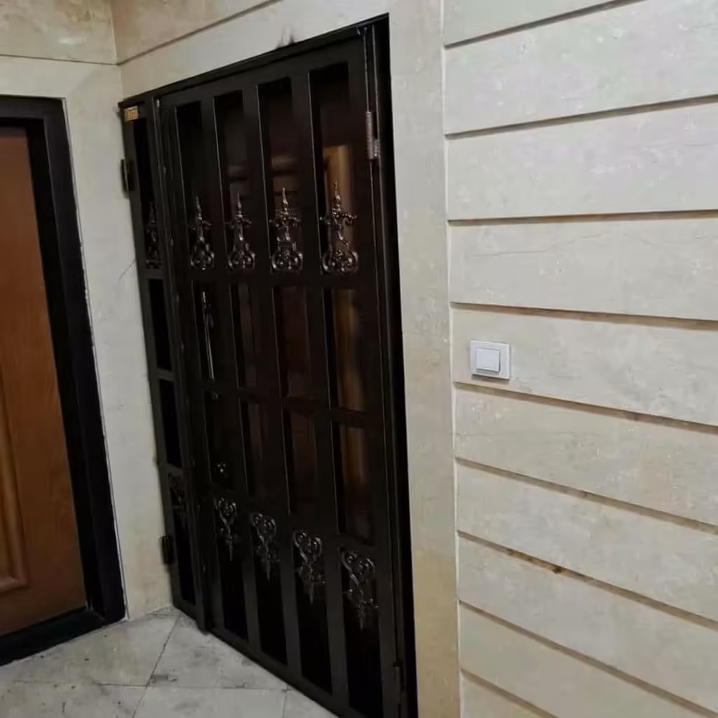 حفاظ لولایی ضد سرقت درب حفاظ لولایی ضد سرقت درب