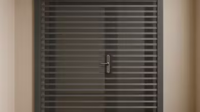 درب کرکرهای آپارتمان