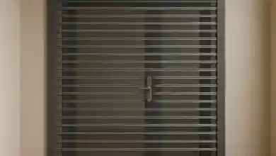 درب کرکرهای آپارتمان