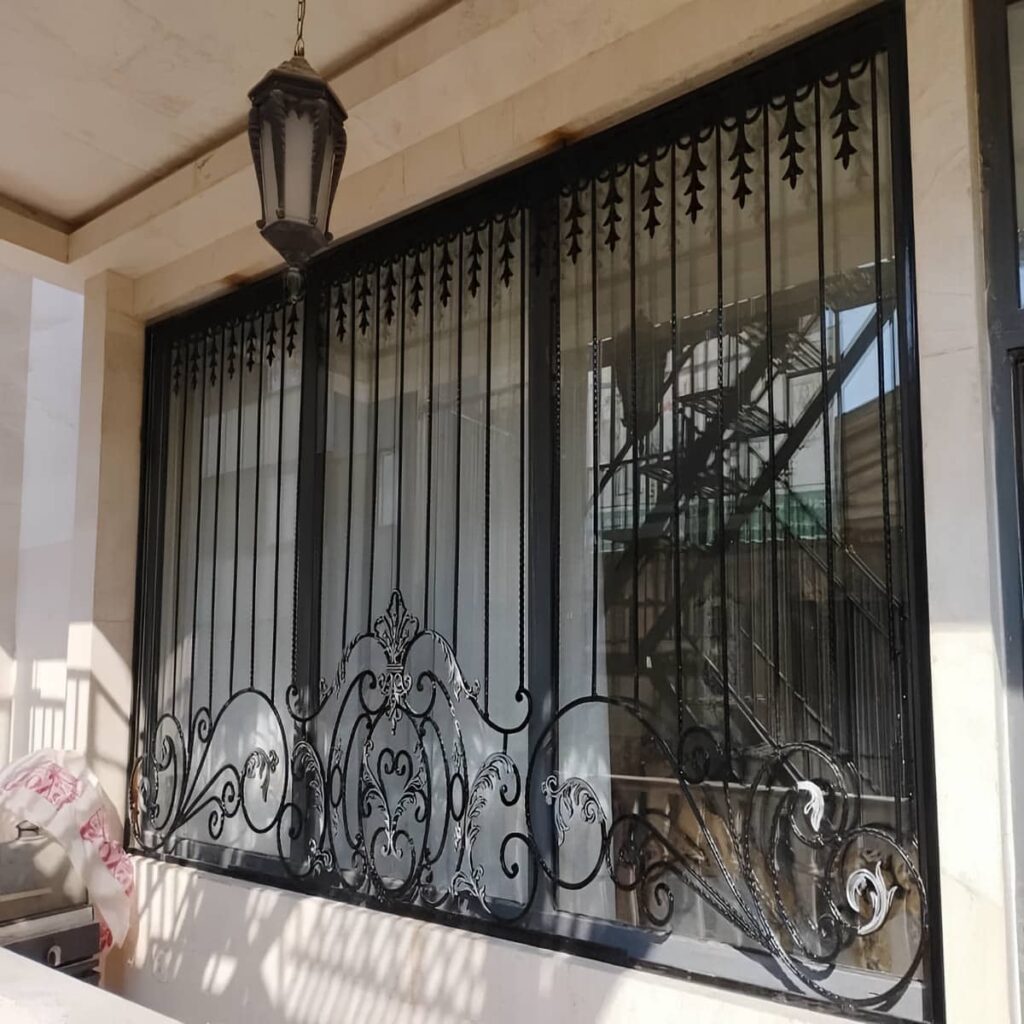 نصب مدل حفاظ پنجره فلزی