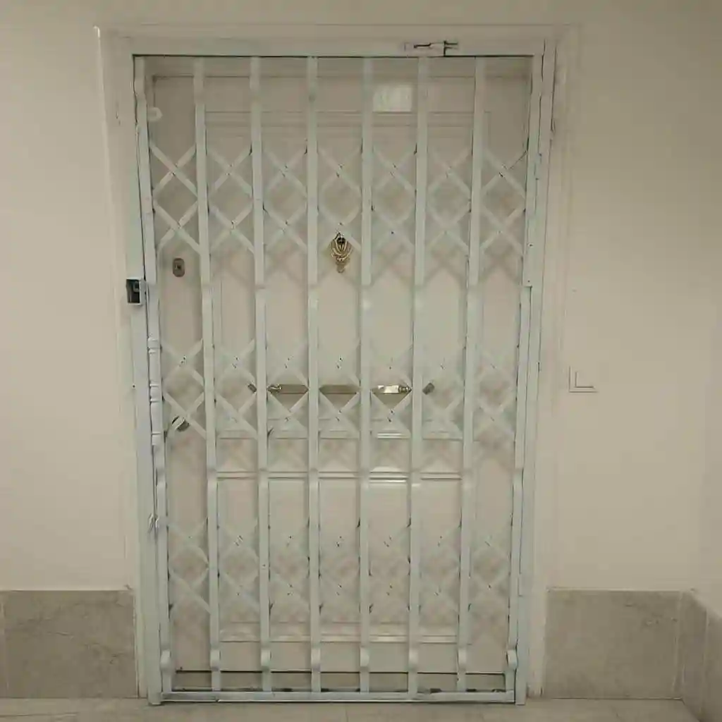 خرید مستقیم حفاظ آکاردئونی خرید مستقیم حفاظ آکاردئونی