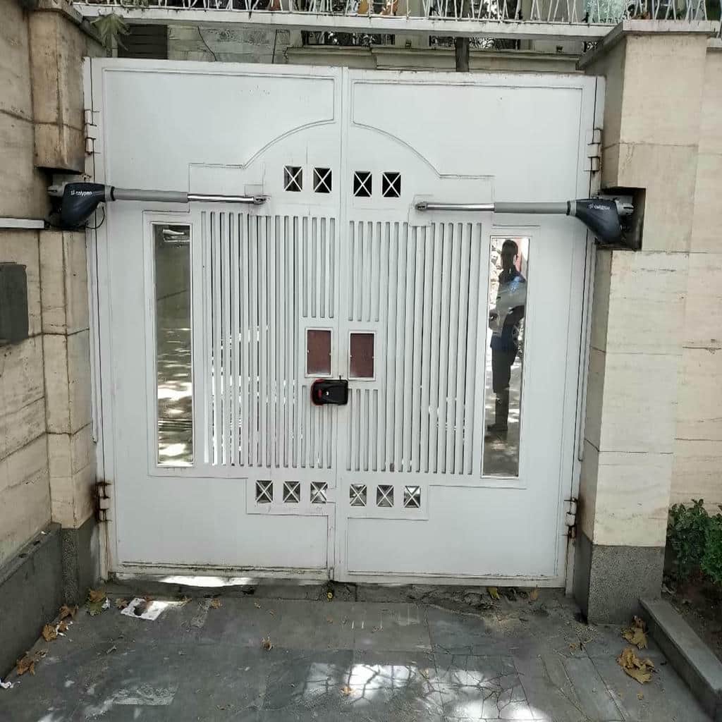 نصب جک درب پارکینگ اصولی در فشم