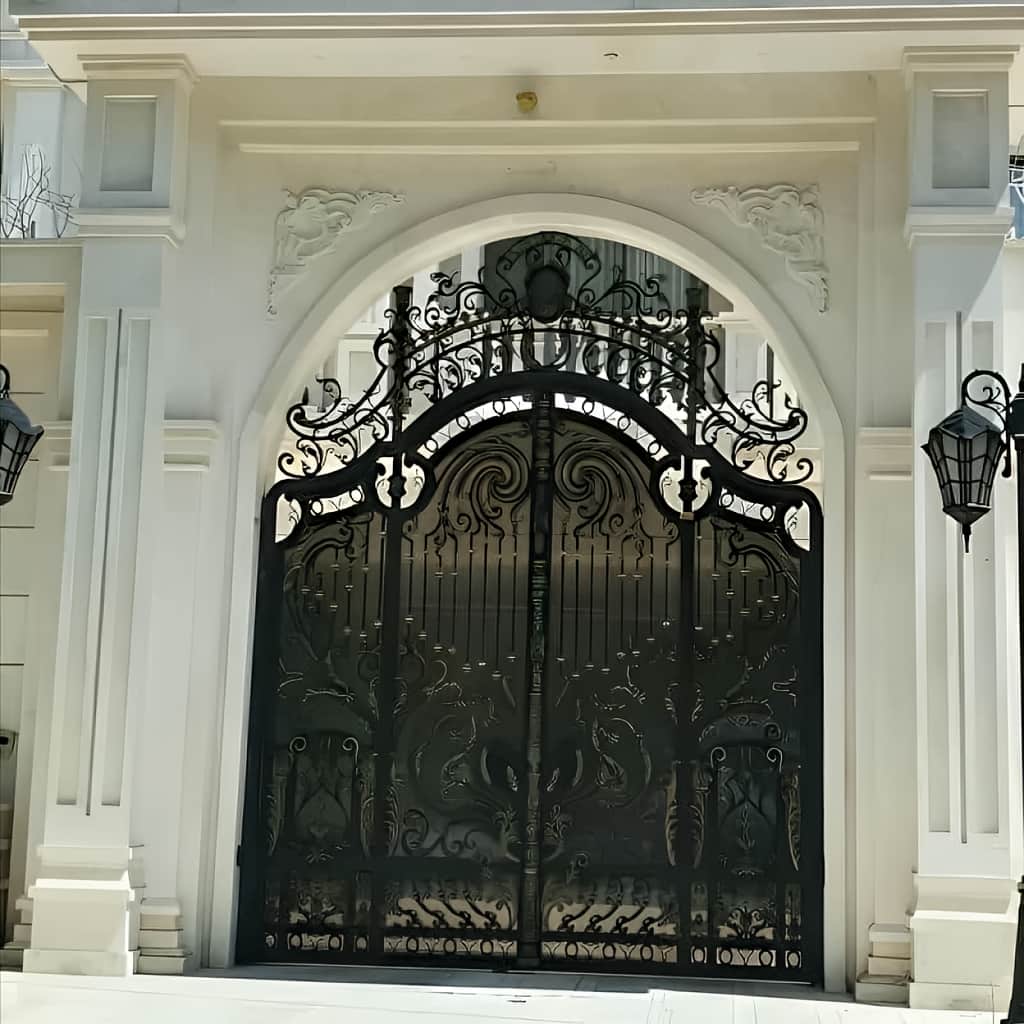 خرید درب حیاط و ویلا ساده در آبادان