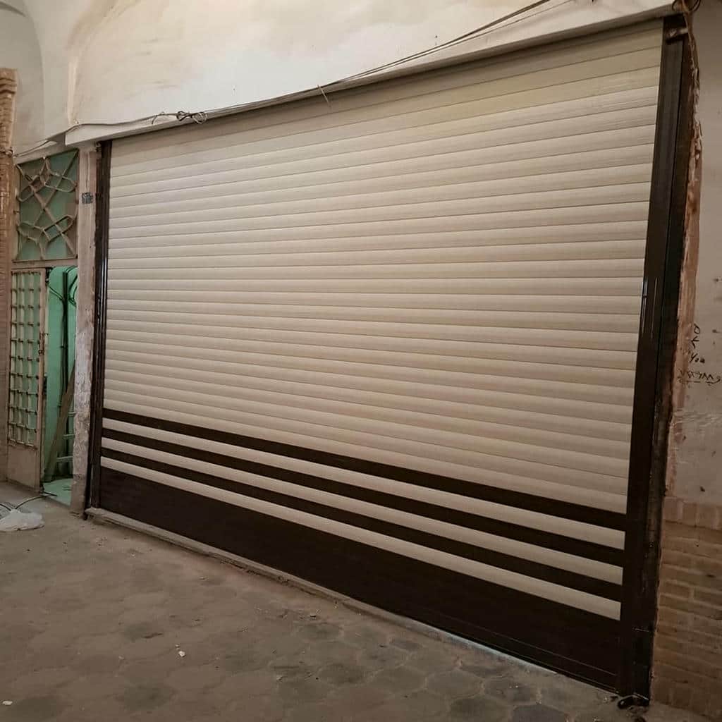نصب کرکره برقی پارکینگ در کاشان