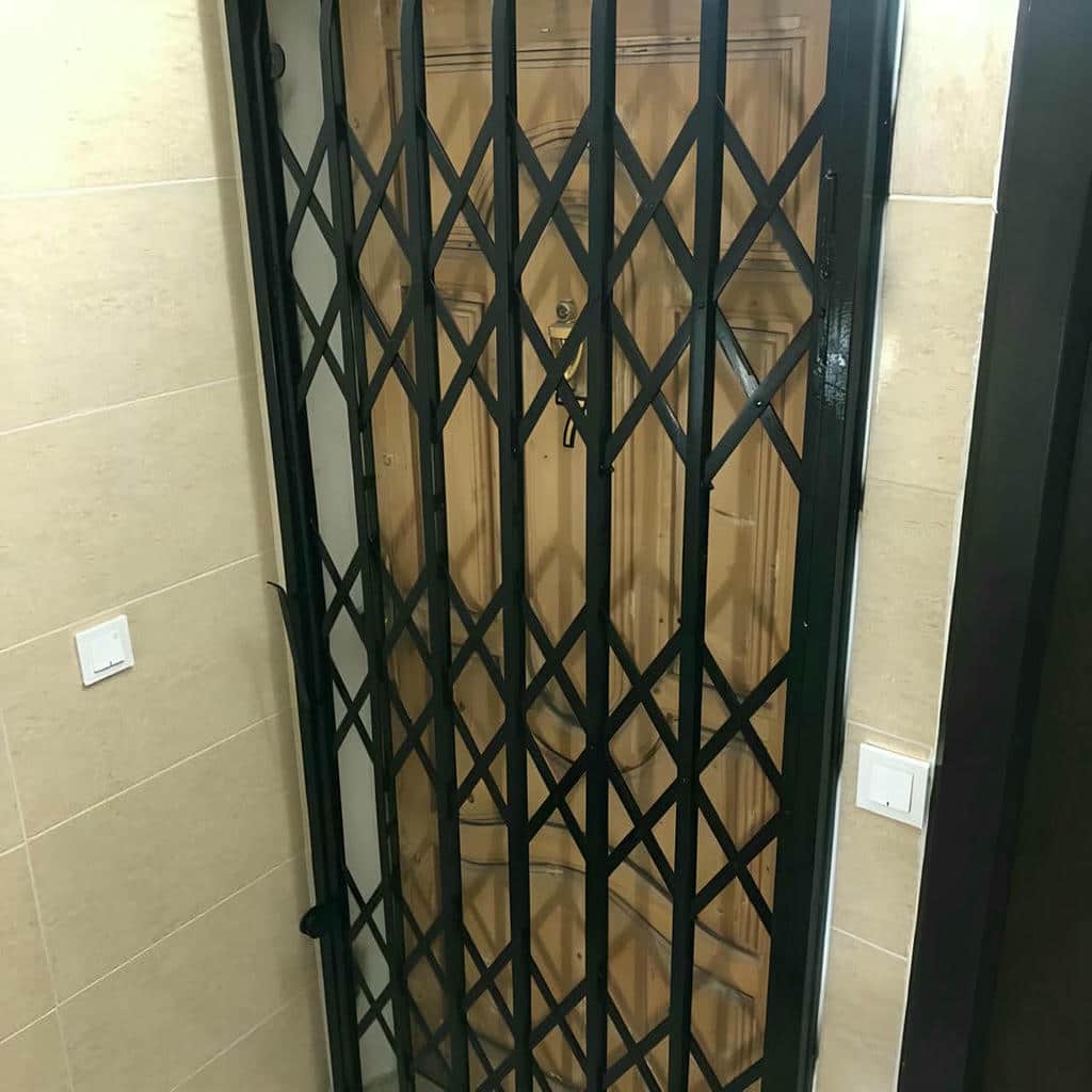قیمت درب آکاردئونی فلزی ضدسرقت سه گل در استان گیلان