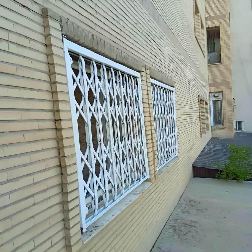 قیمت درب آکاردئونی فلزی ضدسرقت کلاسیک در اهواز