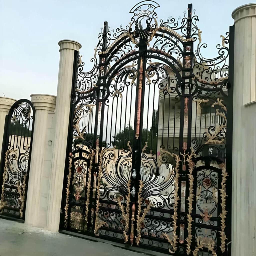 خرید درب حیاط مدل ساده در طالقان