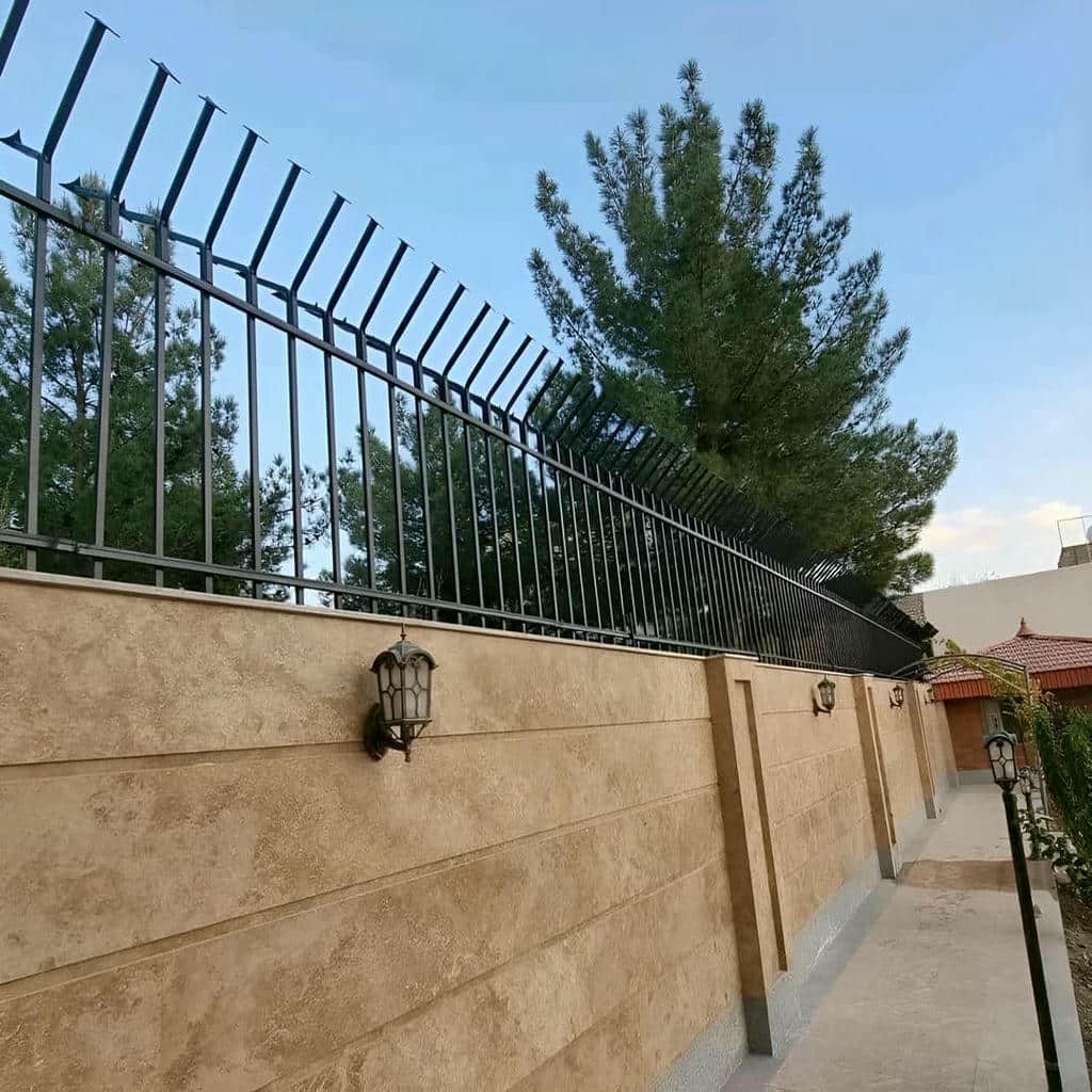 خرید حفاظ شاخ گوزنی نوک های تیز در همدان