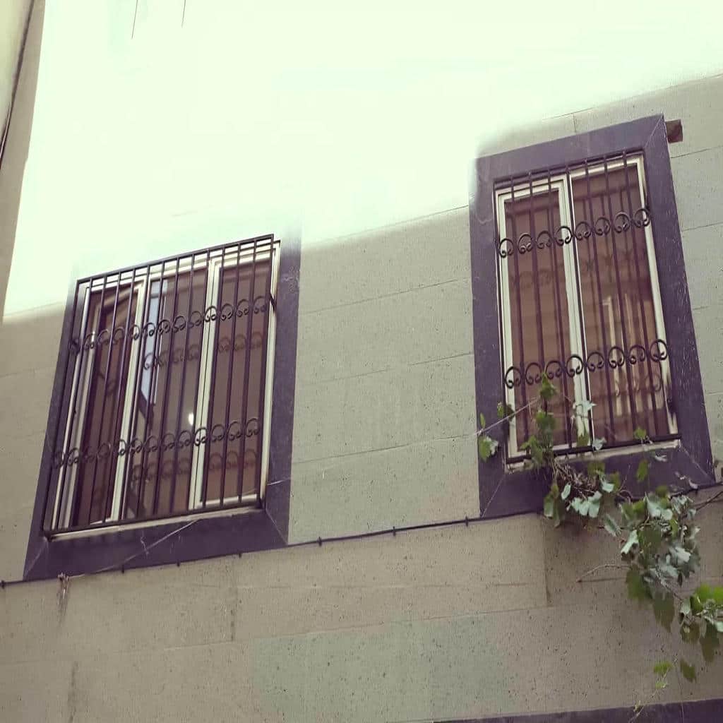 کارخانه حفاظ پنجره بازشو در بندر لنگه