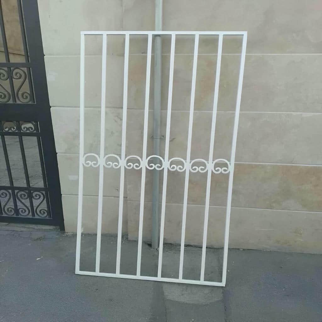 خرید حفاظ پنجره بازشو در سمنان