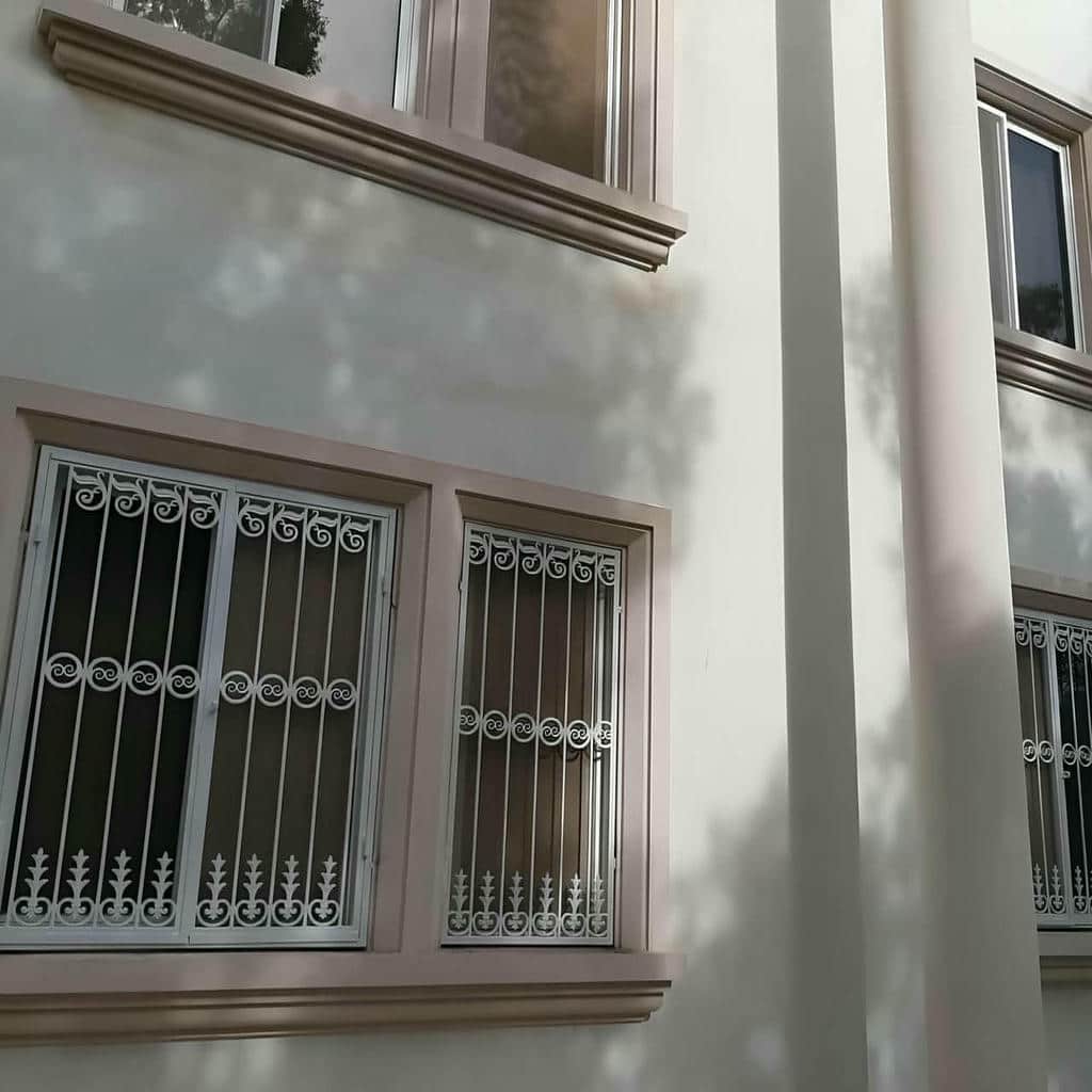 حفاظ پنجره در رامسر