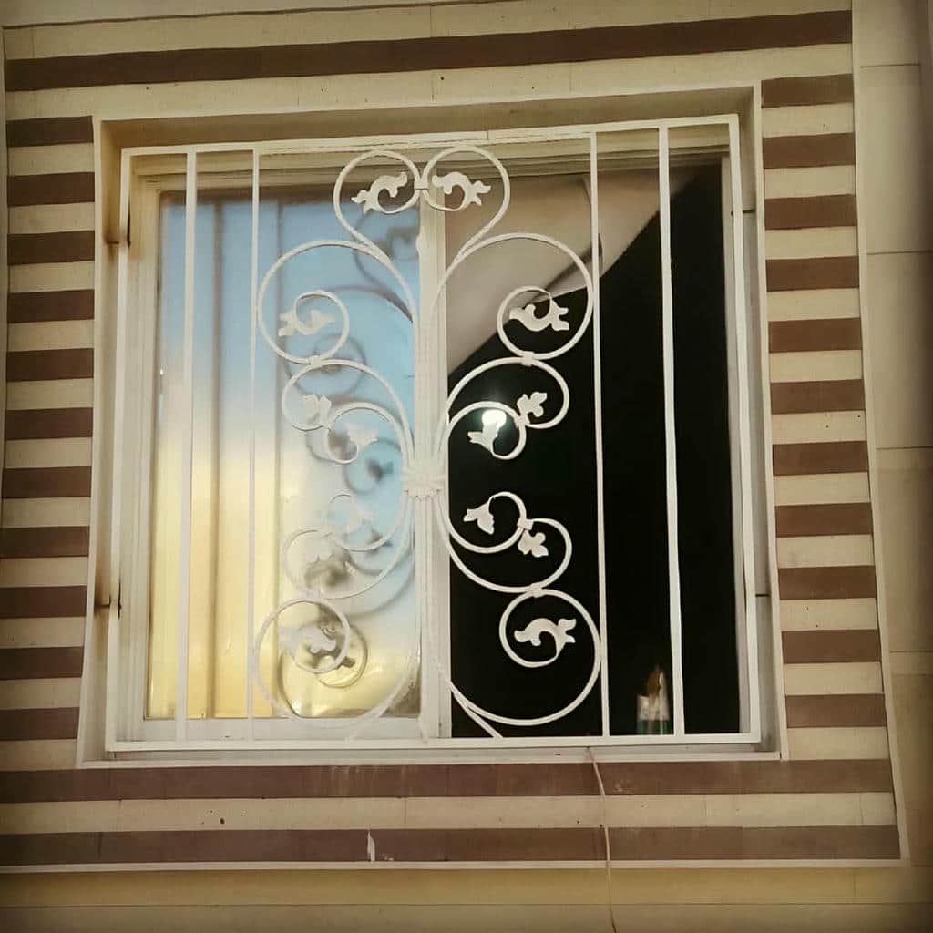 قیمت حفاظ پنجره فرفورژه در پرند