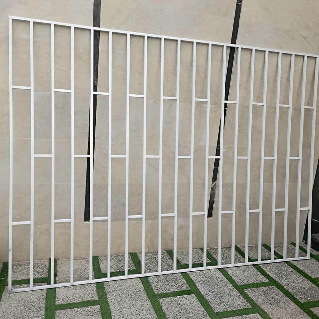 نصب حفاظ پنجره مدرن در آبادان