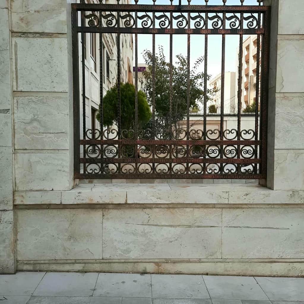 کارخانه حفاظ پنجره بازشو در بندر بوشهر