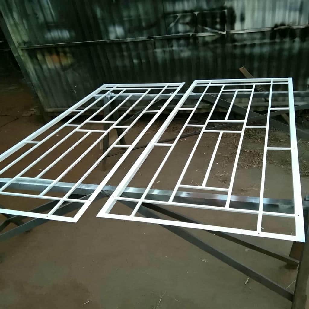 حفاظ پنجره در بندر دیلم