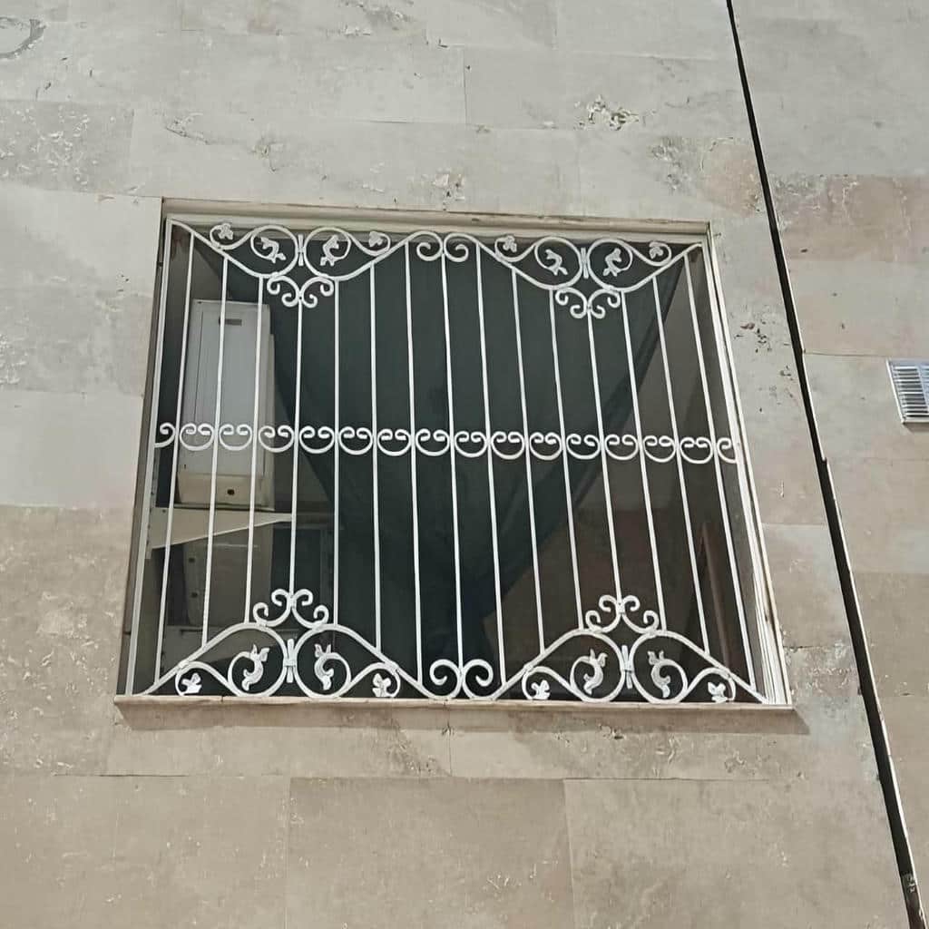 نصب حفاظ پنجره مدرن در کرمان