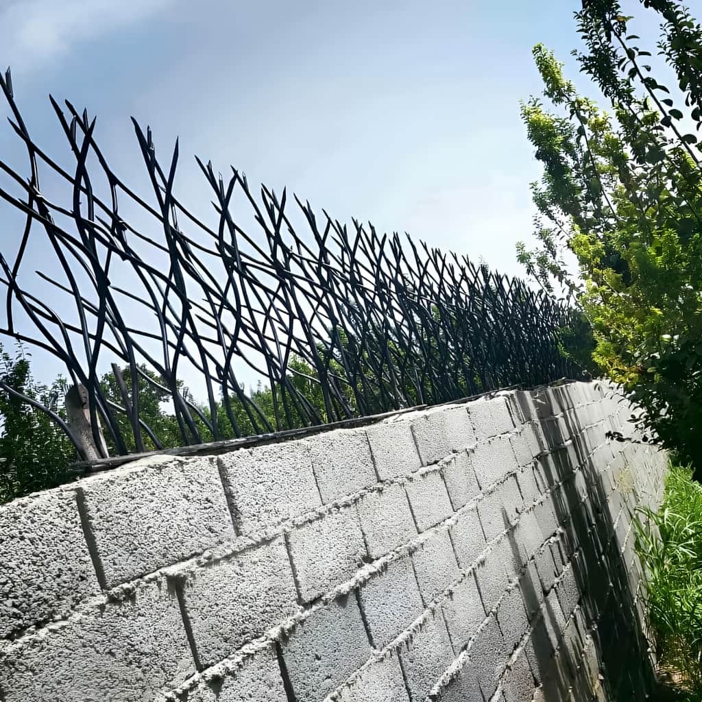 سفارش حفاظ دیوار ویلایی مدرن طرح نیزه مطابق نما
