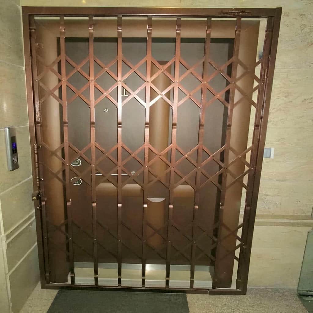 سفارش درب آکاردئونی سه گل تسمه با پروفیل مقاوم