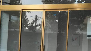 6 مدل درب اتوماتیک شیشه‌ای کشویی دو لنگه مدرن