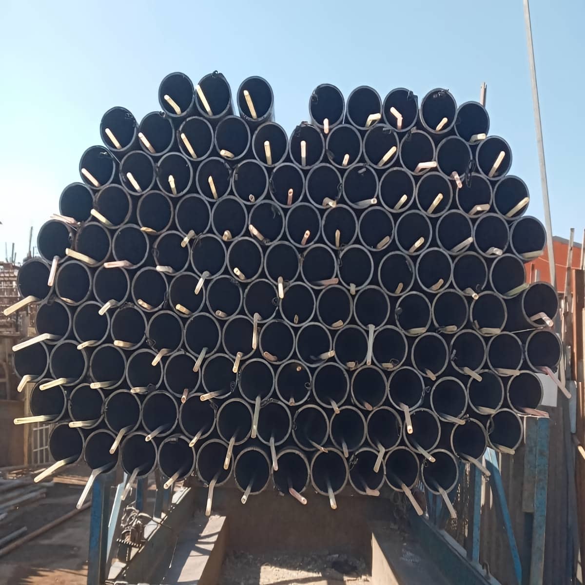 لوله داربست صنعتی برای کارخانه سیمان با چیدمان پایدار لوله داربست صنعتی برای کارخانه سیمان با چیدمان پایدار
