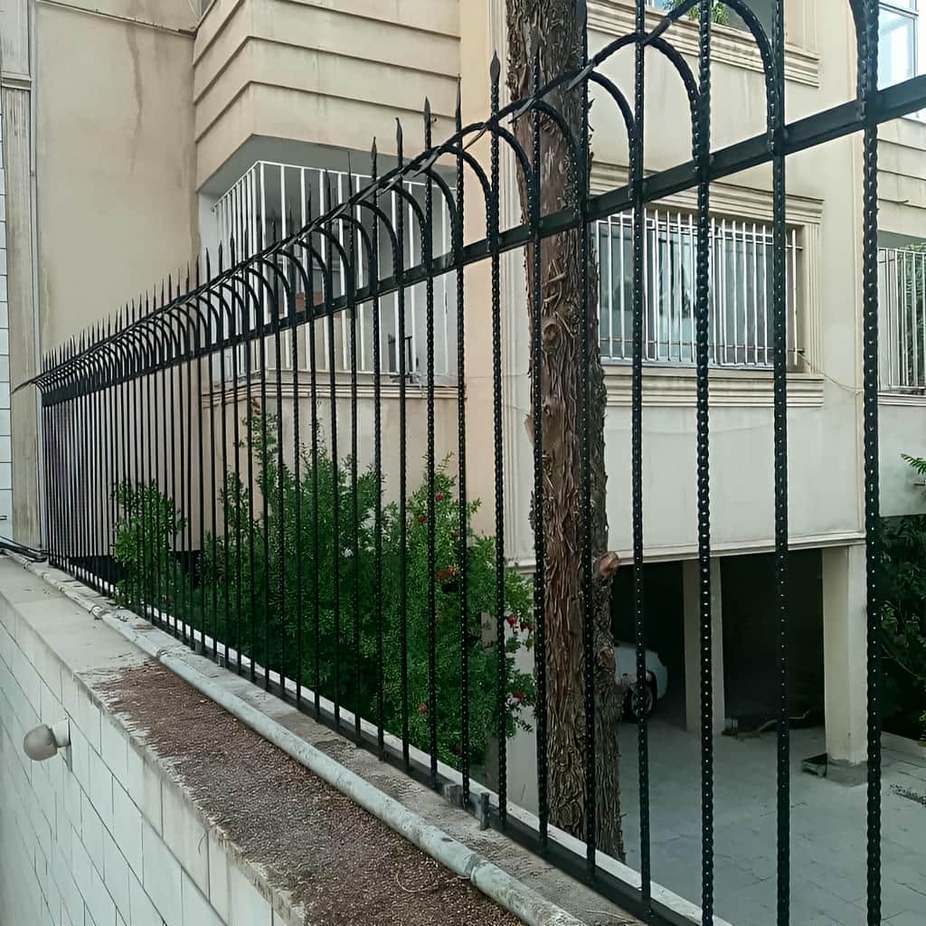 حفاظ شاخ گوزنی و حفاظ سرنیزه ای با جوشکاری تمیز روی شاسی