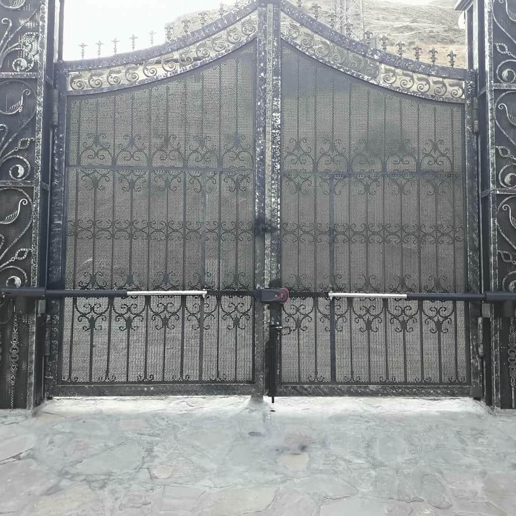 جک ریلی درب پارکینگ با فتوسل ایمنی مسیر خودرو