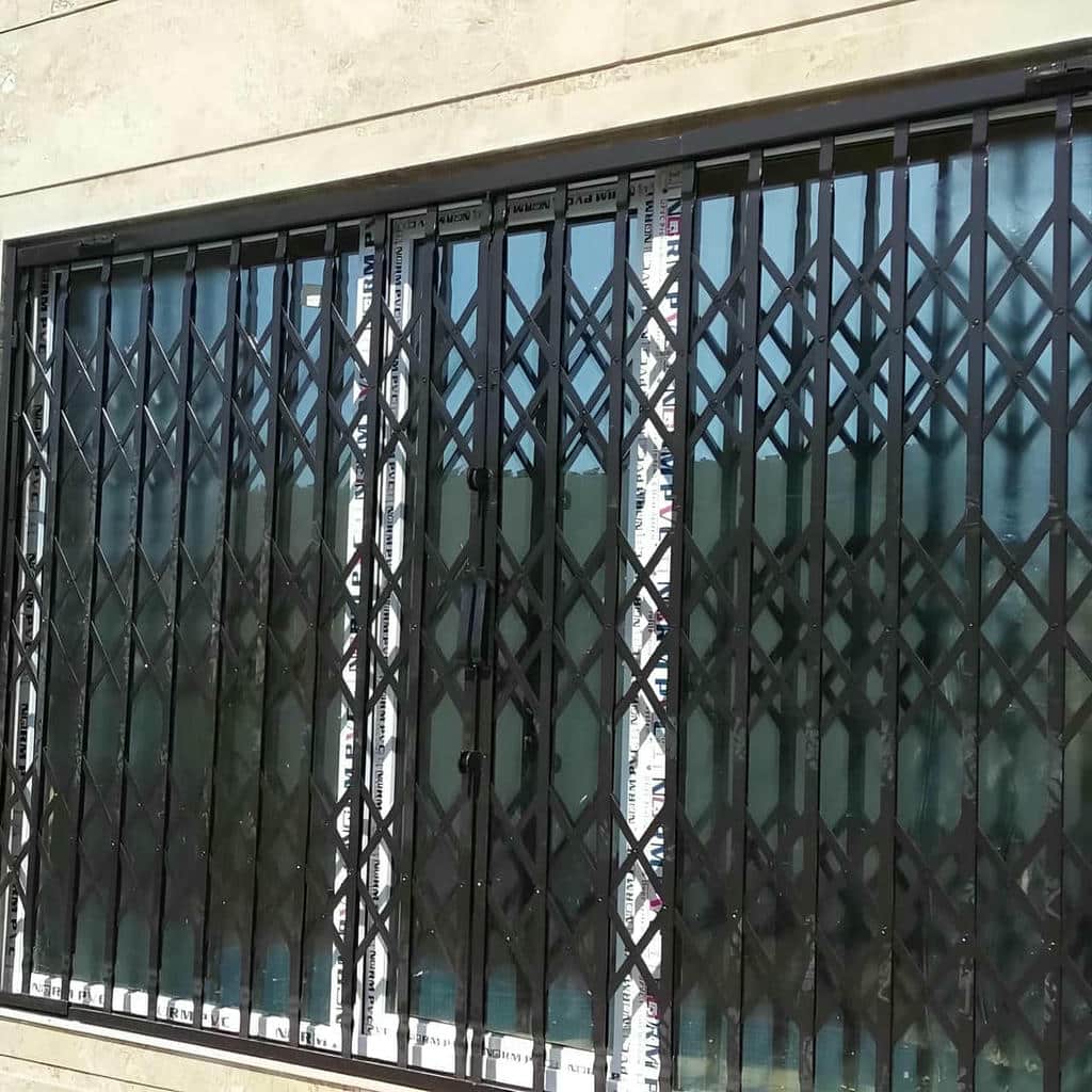 چگونه می‌توان قیمت درب آکاردئونی تقویت‌شده را محاسبه کرد؟