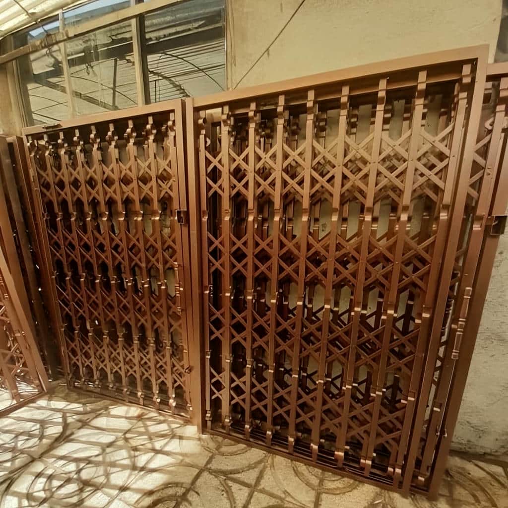 درب آکاردئونی فشم