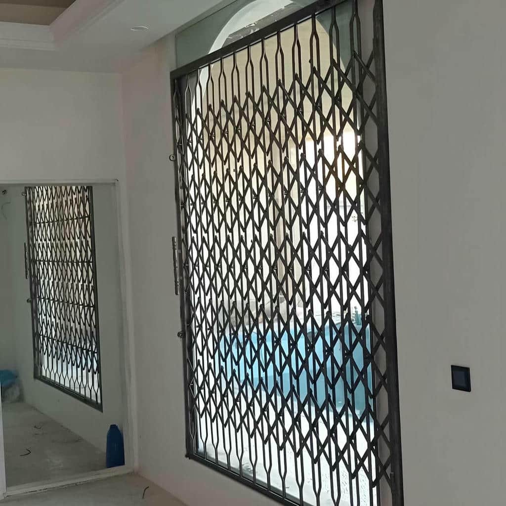 درب آکاردئونی همدان