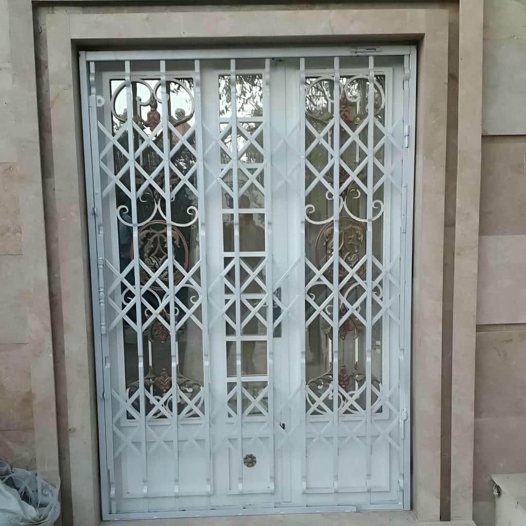 حفاظ پشت در آپارتمان و قیمت آن