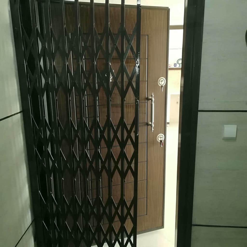 درب آکاردئونی