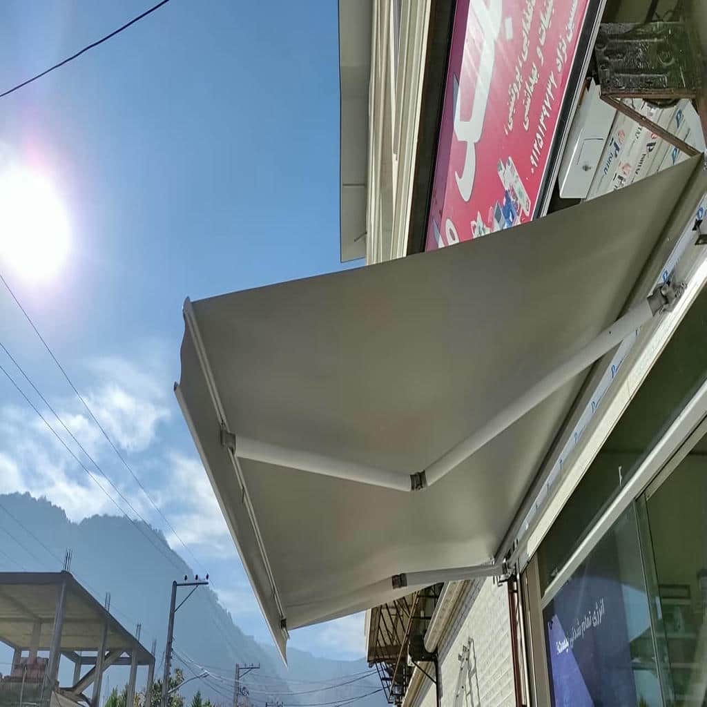 سایبان ضد آب در نمونه اجرای ساده