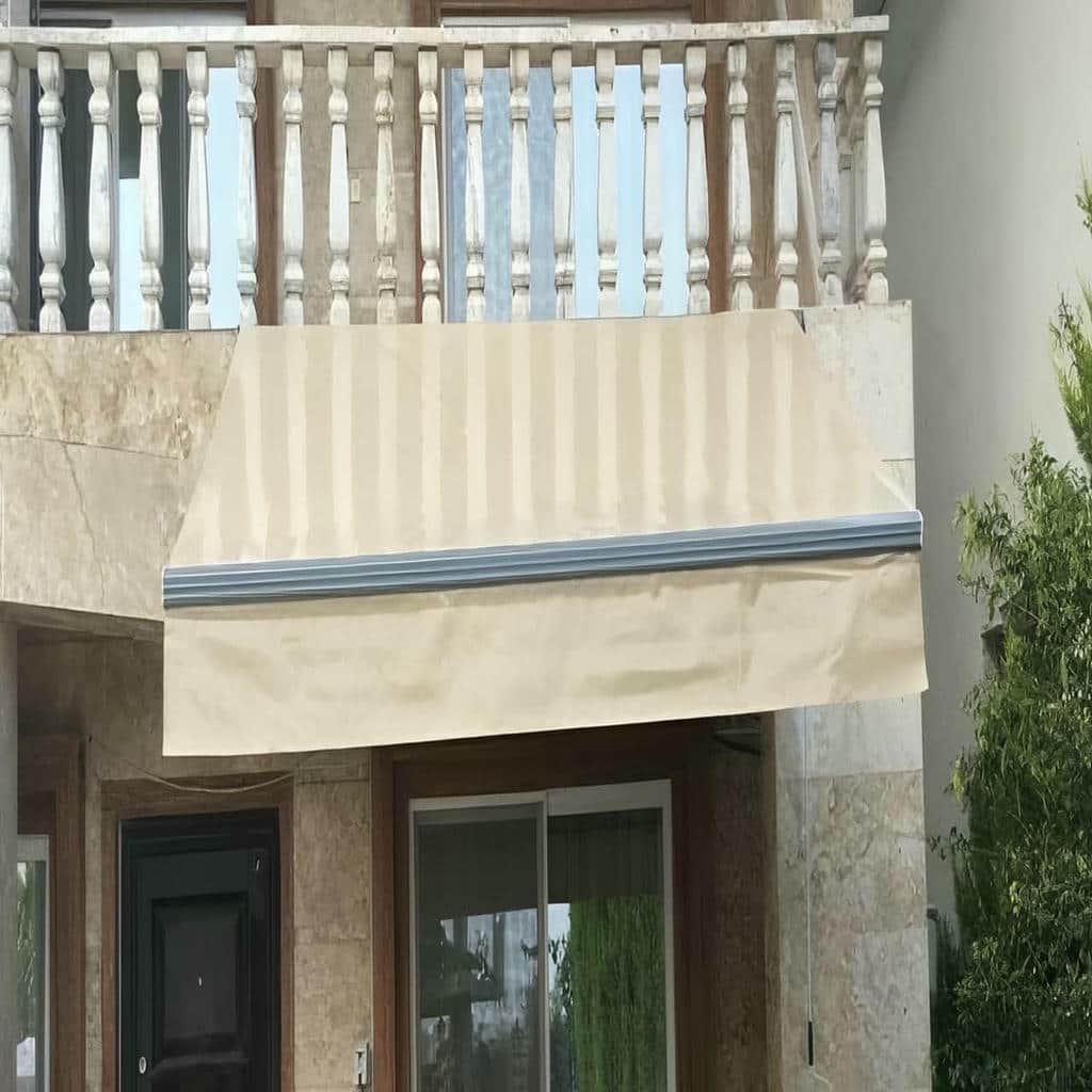 سایبان دوطرفه سفارشی نصب شده در فضای لوکس