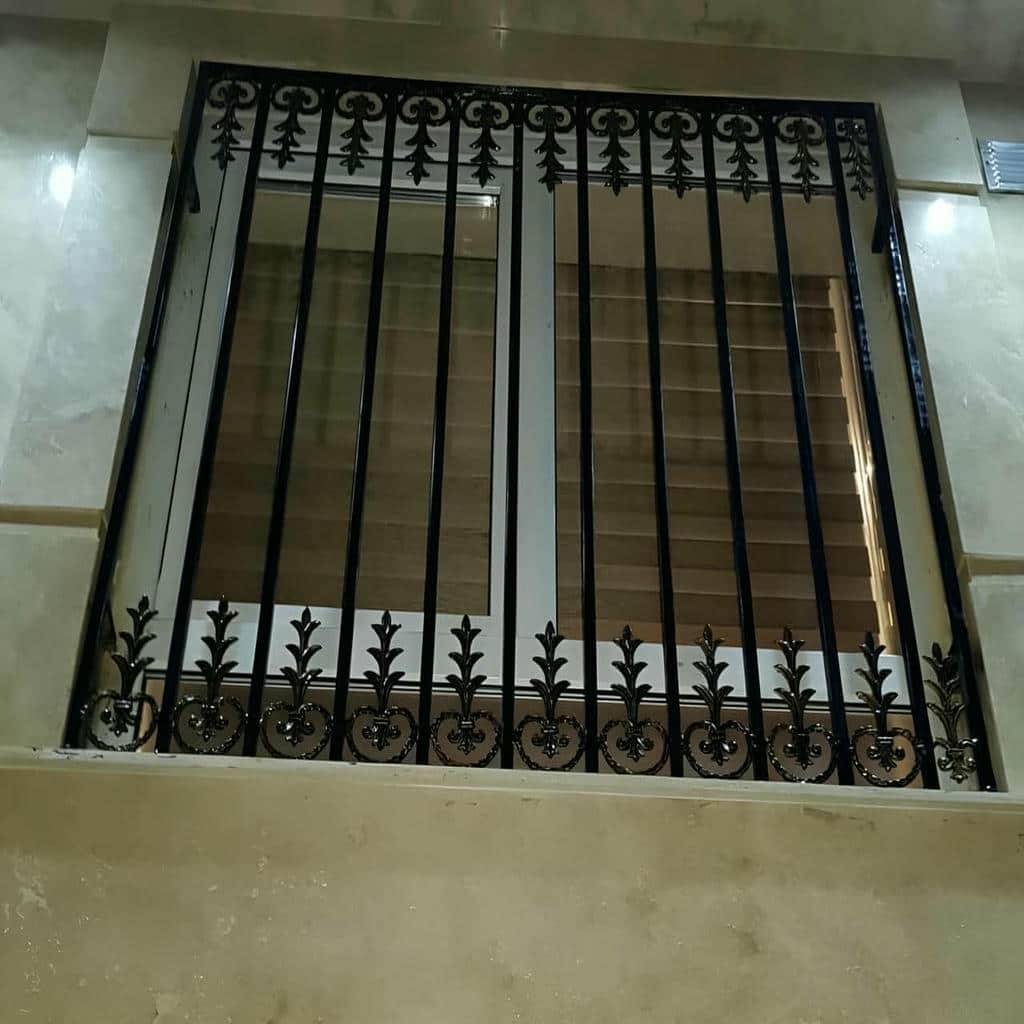 حفاظ پنجره ثابت سفارشی با اتصال مقاوم به نما