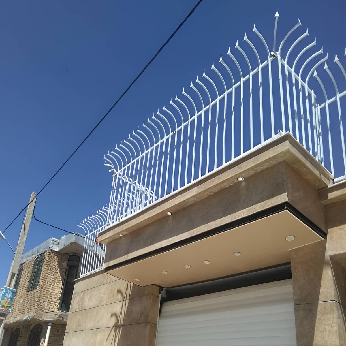 حفاظ سرنیزه ای آبشاری در اهواز