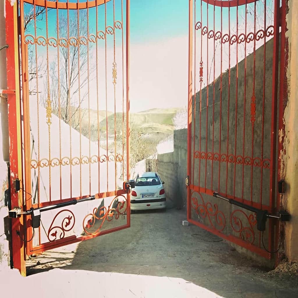 جک الکترومکانیک همراه برد کنترل آماده نصب جک الکترومکانیک همراه برد کنترل آماده نصب